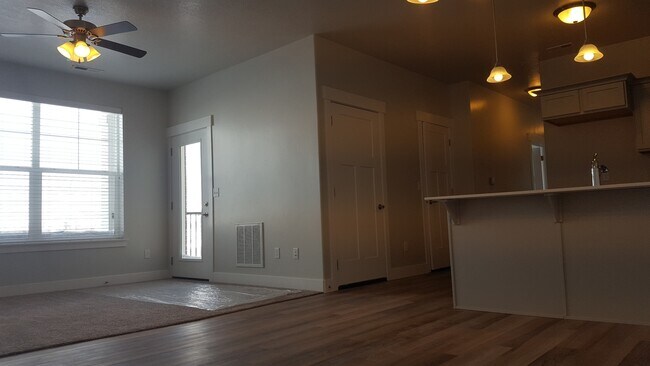 Foto del edificio - 4030 W 1850 N