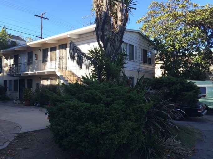 Building Photo - 11405 Venice Blvd