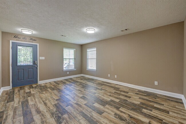 Foto del edificio - 16011 Heights Harvest Ln