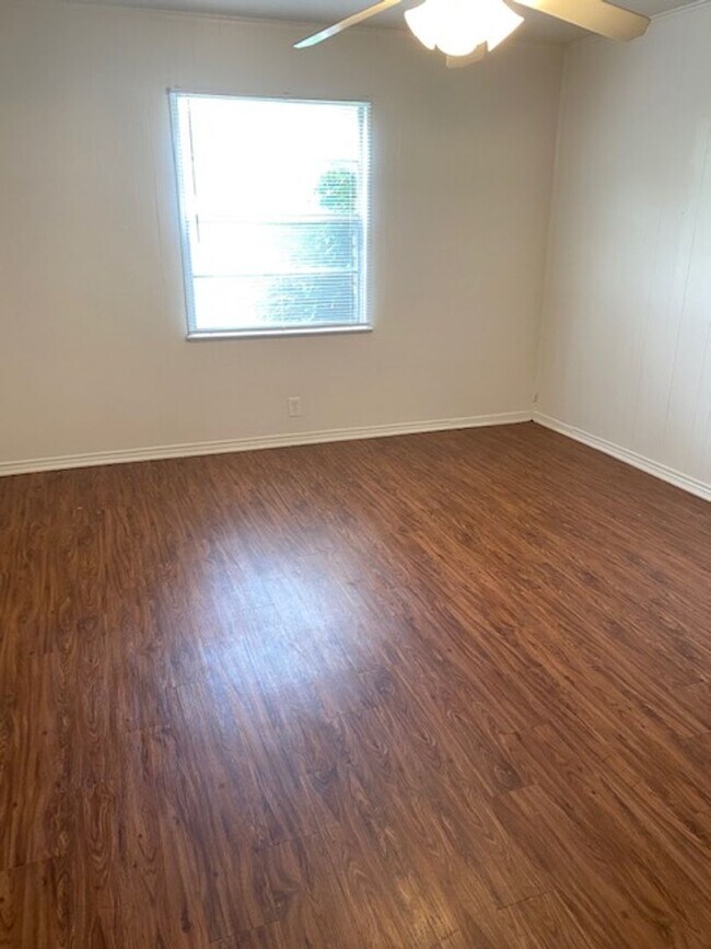 Foto del edificio - ONE BEDROOM APARTMENT BY TWU