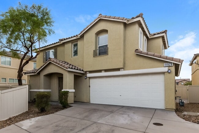 Building Photo - 11929 Fairfax Ridge St