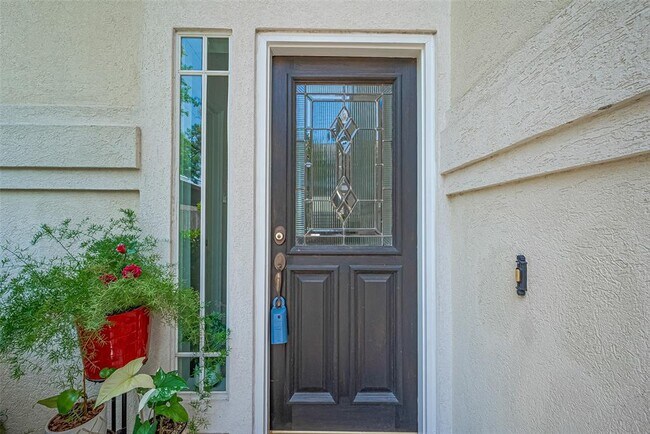 Foto del edificio - 1413 Whispering Pines Dr