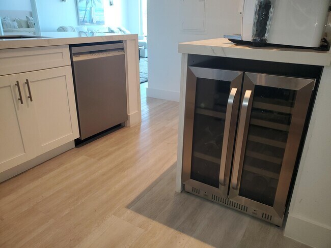 Foto del edificio - 802 W Windward Way