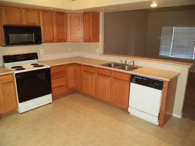 Foto del edificio - 1330 N Andrew Dr