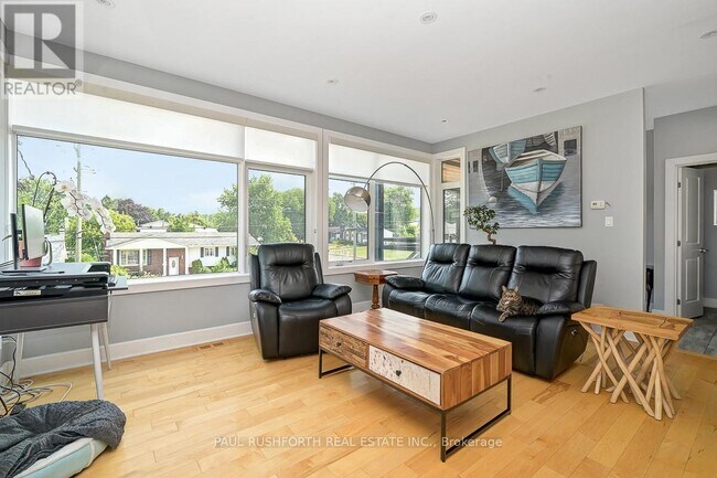 Building Photo - 1368 Belcourt Blvd