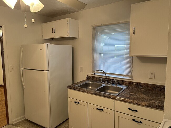 Foto del edificio - Charming 2 Bedroom Nashville Home with Har...