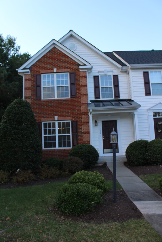 Front of the house - 11200 Abbots Cross Ln