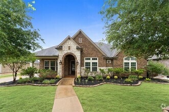 Building Photo - 10110 Da Vinci Ct