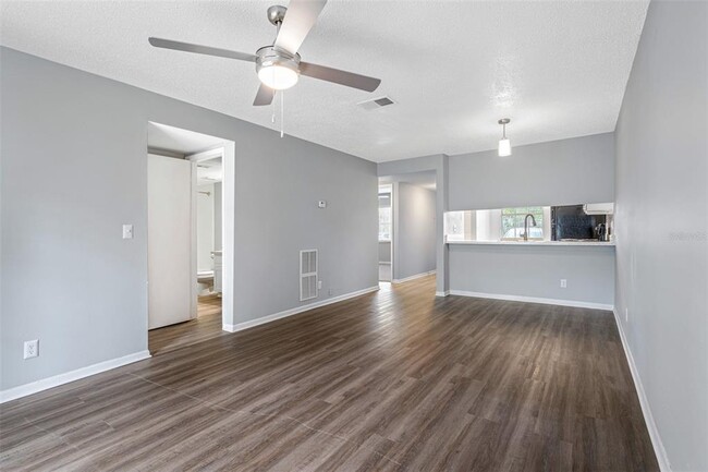 Building Photo - 2301 E Sligh Ave