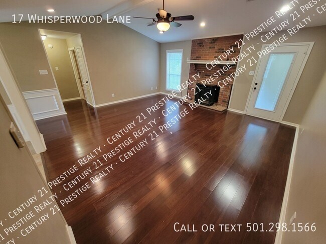 Foto del edificio - 17 Whisperwood Ln