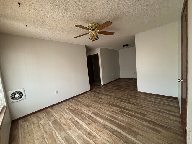 Foto del edificio - 2619 W 15th St N