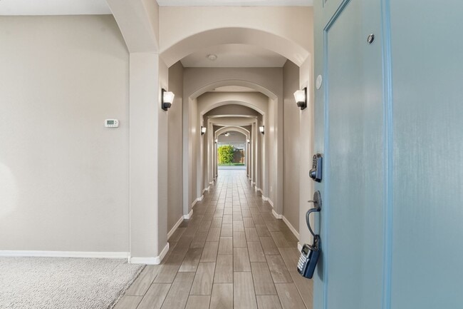 Foto del edificio - Stunning 4-Bed + Den Eastmark Home with Modern Upgrades Throughout