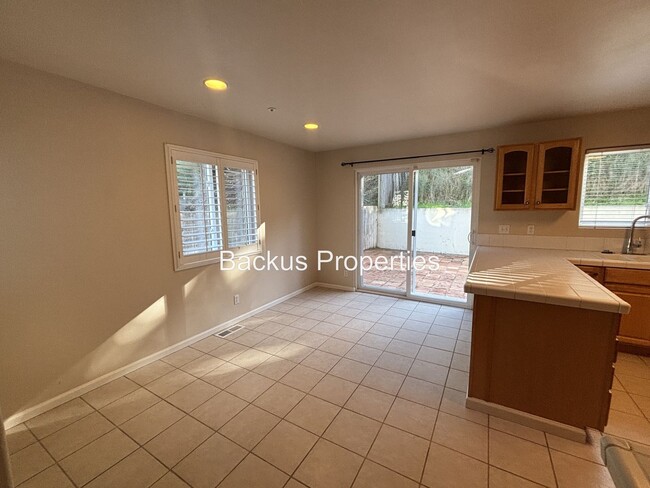 Foto del edificio - Wonderful Three Bedroom in Pacific Grove