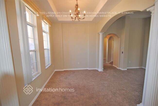 Building Photo - 13343 Biscayne Dr