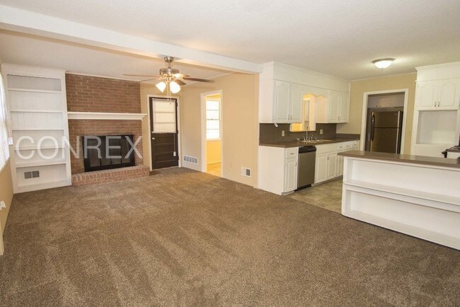 Foto del edificio - 1505 Westchester Dr