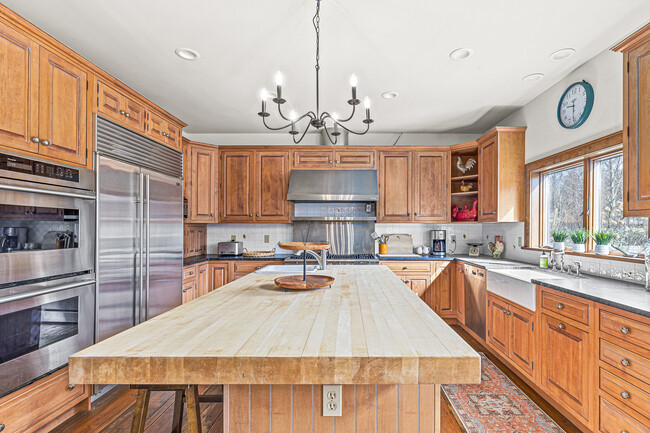Building Photo - 4431 US-44