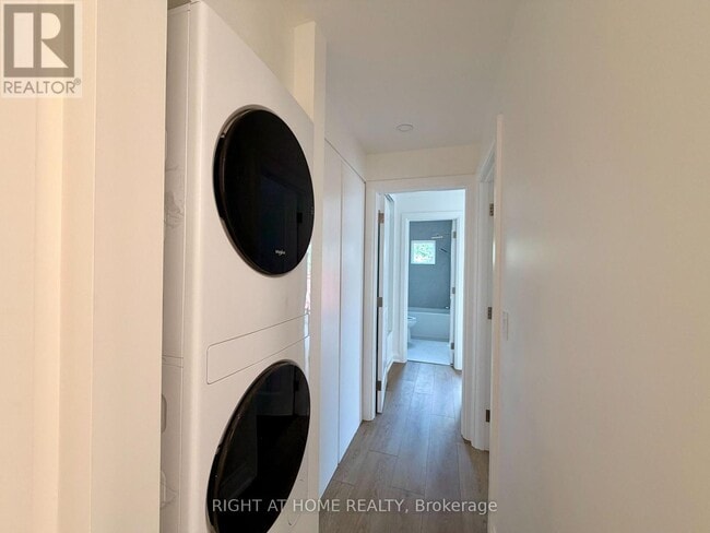 Building Photo - 57 Hepbourne St