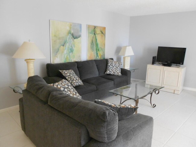 Foto del edificio - 2800 N Ocean Dr