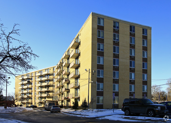 Building Photo - Beachcrest Apartments