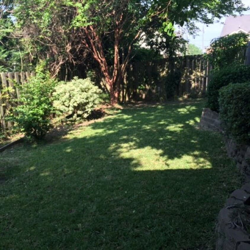 Foto del edificio - Two Story Grovetown Home with Fenced in Backyard