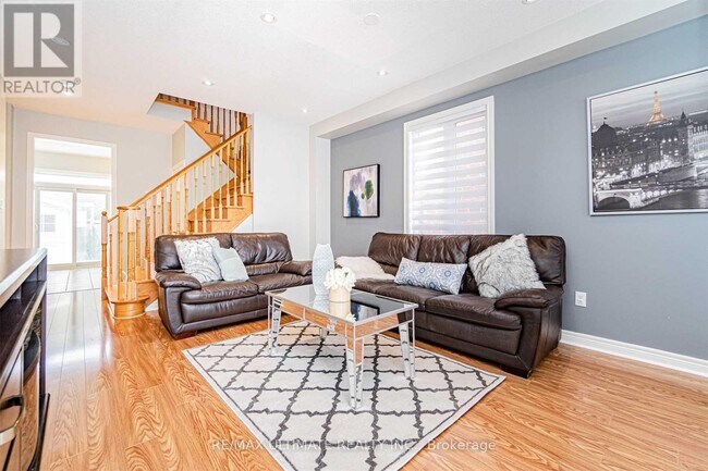 Photo du bâtiment - 15 Windflower Rd