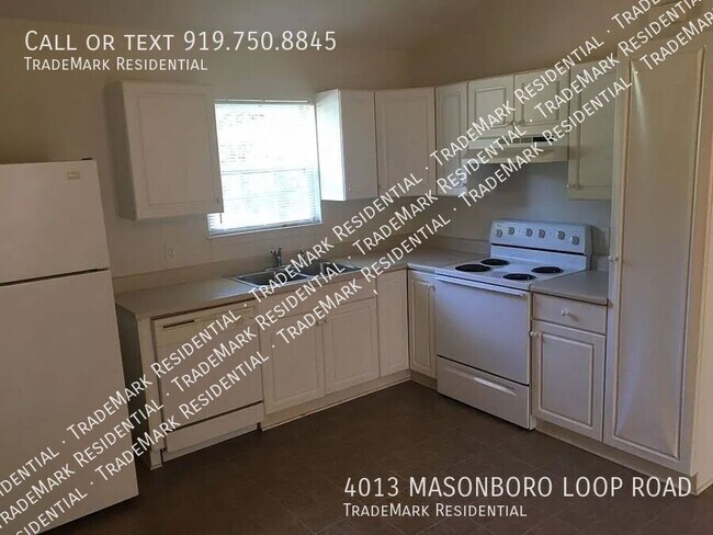 Foto del edificio - 4013 Masonboro Loop Rd