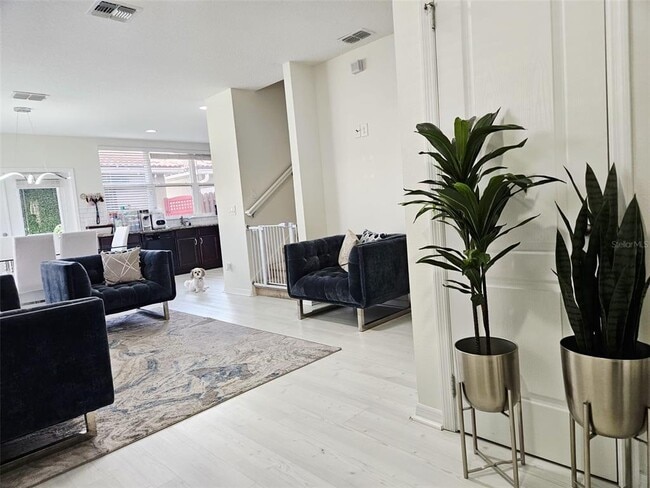 Building Photo - 3102 Camino Real Dr N