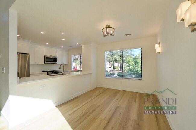 Foto del edificio - 41 Pine Tree Ct