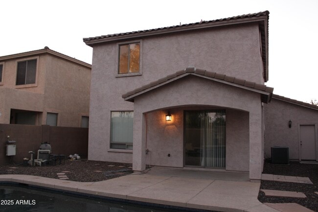 Building Photo - 4145 E Santa Fe Ln