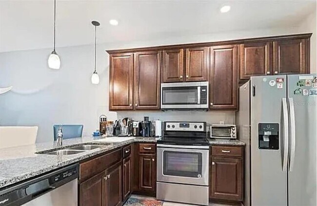 Foto del edificio - 1117 Hillhurst Dr