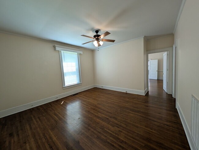 Foto del edificio - Downtown Concord Duplex Available Now