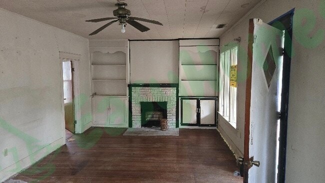 Building Photo - 318 Vine St