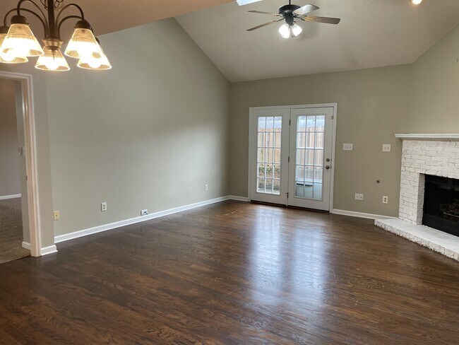 Building Photo - 10530 Raven Ct