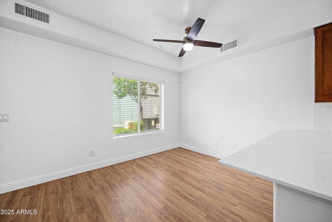 Building Photo - 4608 W Maryland Ave