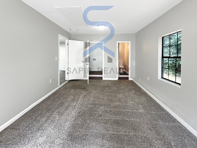 Building Photo - 8697 Embrey Dr