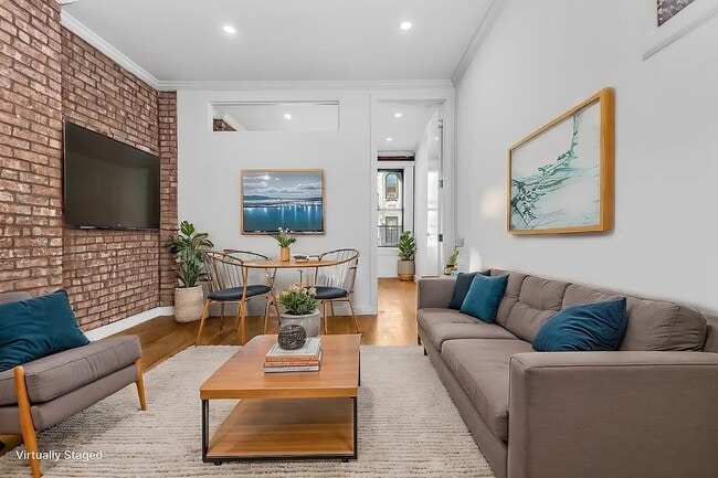 Building Photo - 829 Ninth Avenue