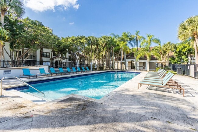 Foto del edificio - 650 S Park Rd