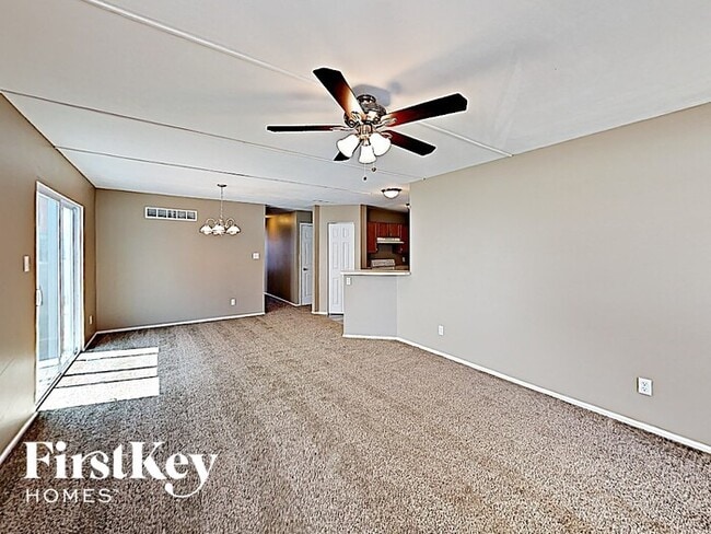 Building Photo - 1266 Garden Village Dr