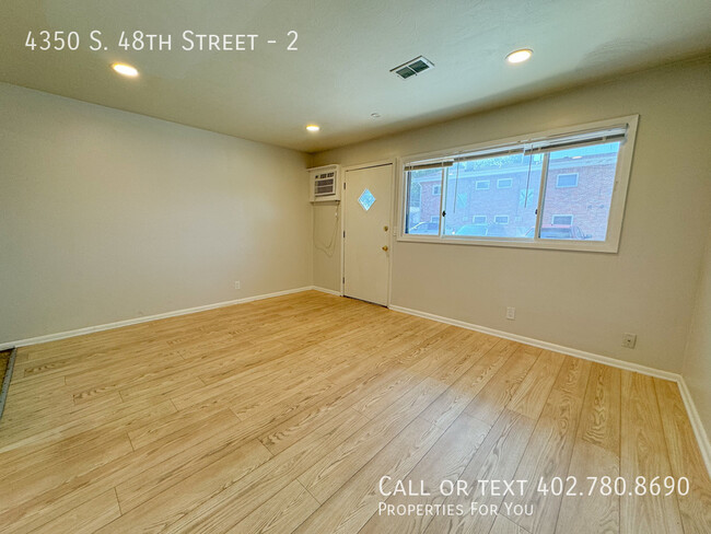 Building Photo - Renovated 1 Bedroom in South Lincoln!