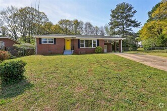 Building Photo - 2519 Miriam Ln
