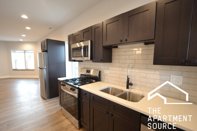 Foto del edificio - 4411 N Kimball Ave