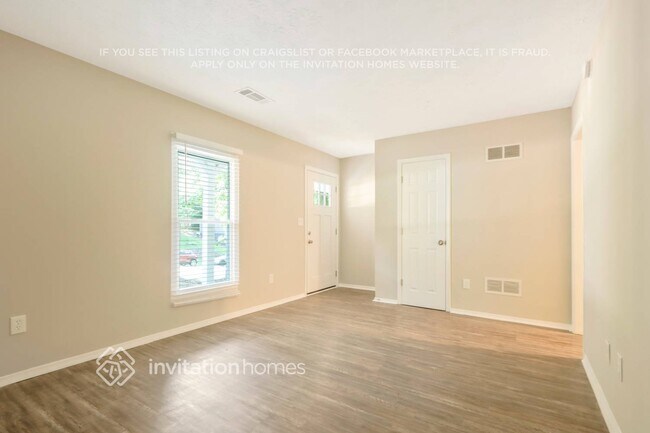 Foto del edificio - 2982 Invermere Woods Ct