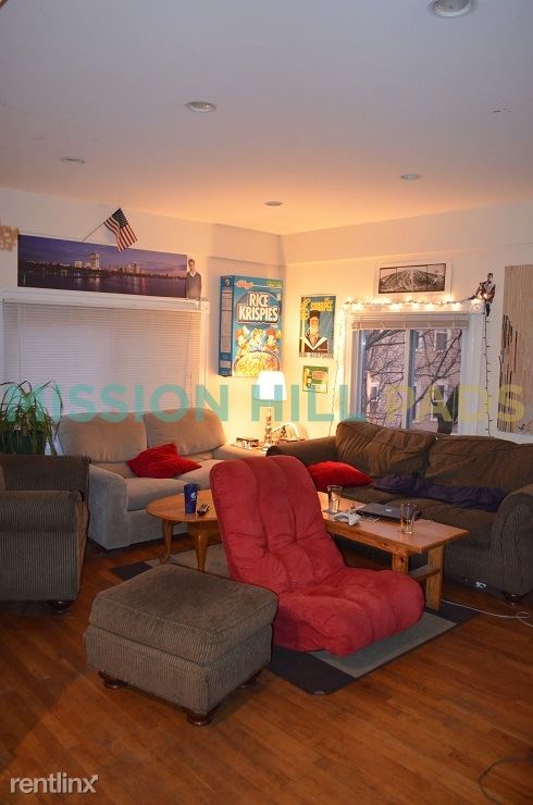 Building Photo - 40 Calumet St