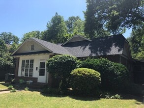 Building Photo - 207-209 S Pickens St