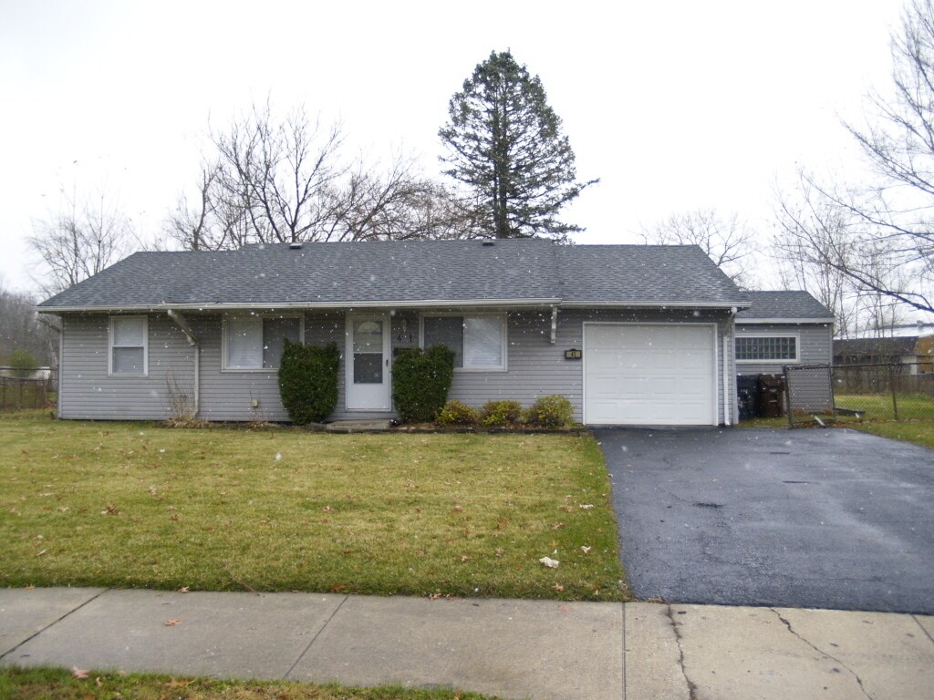 41 S Walnut Ln, Glenwood, IL 60425 House for Rent in Glenwood, IL