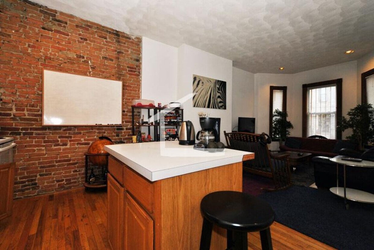 Primary Photo - Central Mission Hill Location. In-Unit Was...