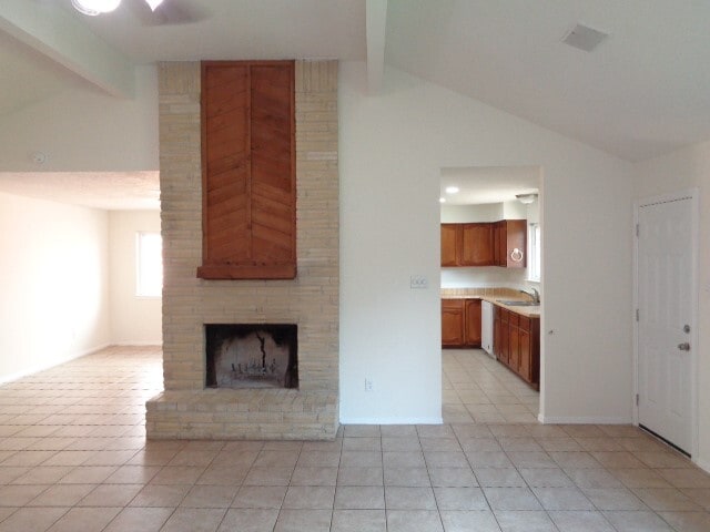 Building Photo - 19602 Southaven Dr