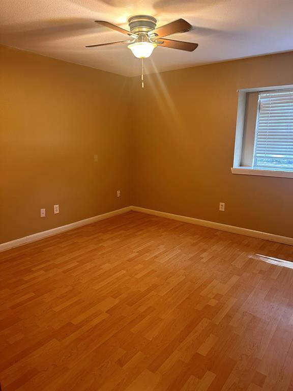 Foto del edificio - 5830 Effingham Dr
