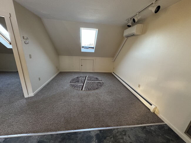 Foto del edificio - 1268 Meadow Rd