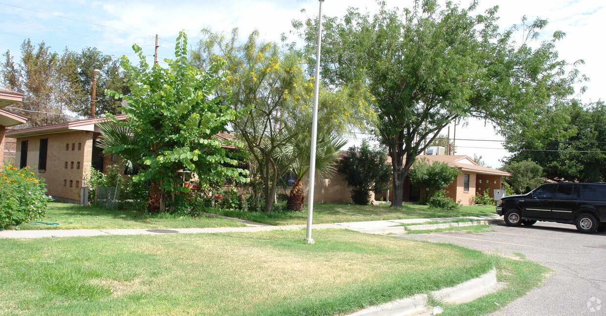 Building Photo - 315 Nixon Way
